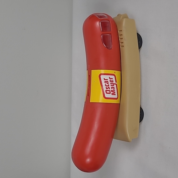 Vintage Oscar Mayer Weiner mobile piggy bank - Picture 4 of 6